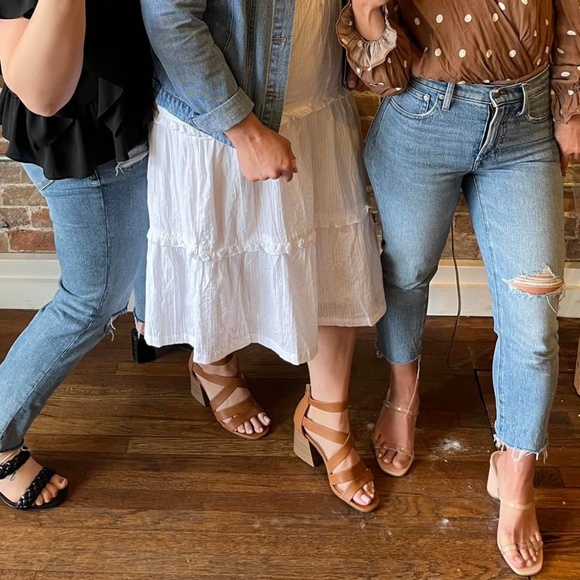 Madewell Jeans - Picture 2 of 9